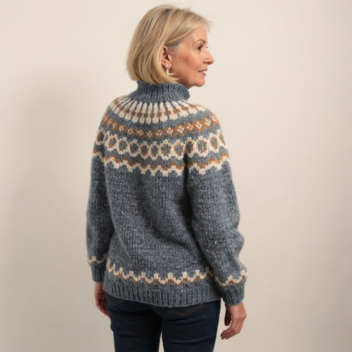 Gemma – Turtleneck Sweater in Nordic Pattern