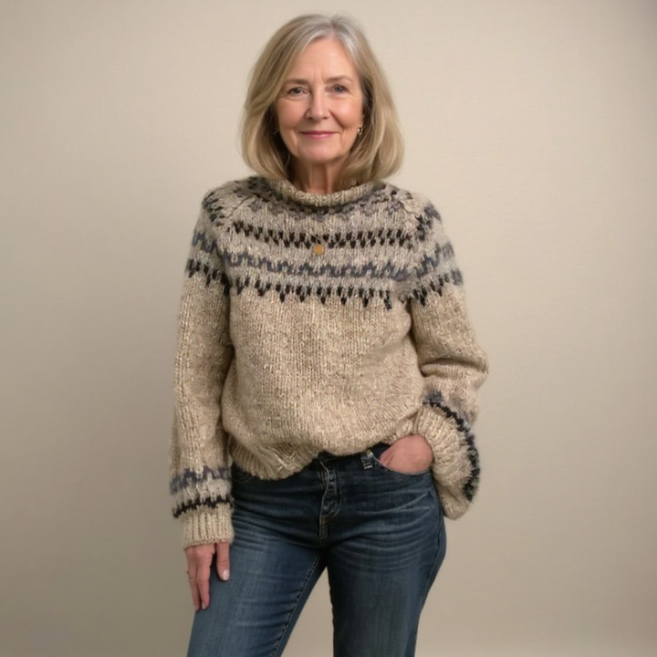 Lena – Sweater with Nordic Yoke in Beige