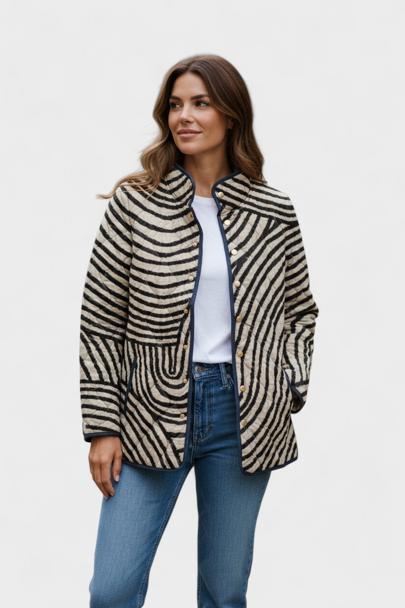 Deirdre – Quilted Jacket in Swirled Stripes