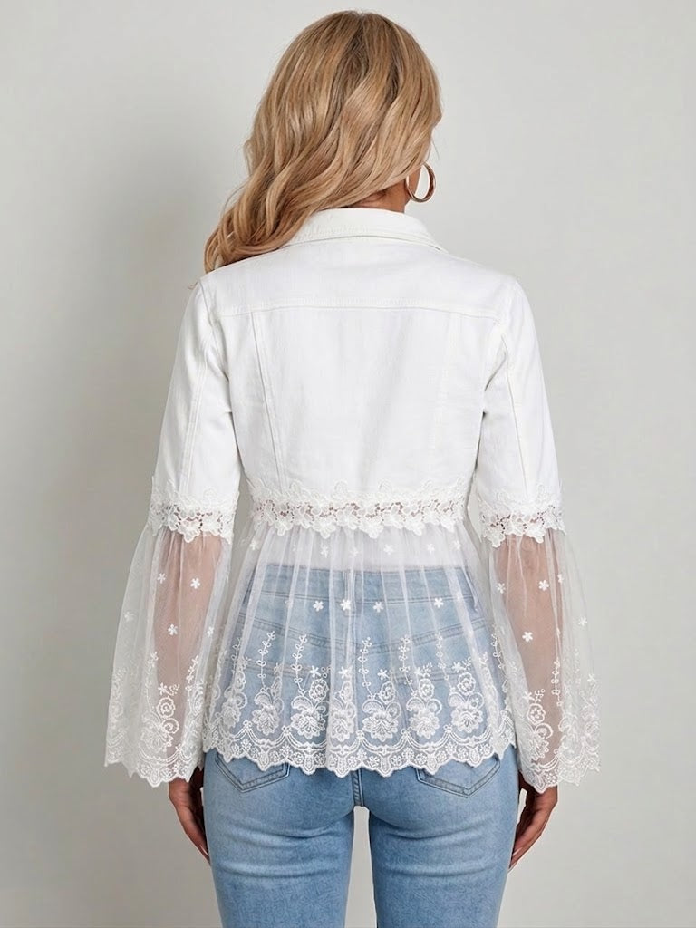 Women's short white jacket with openwork flounce